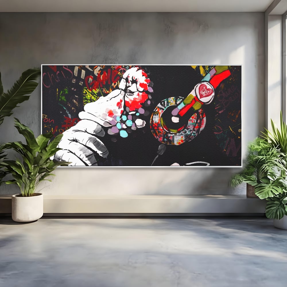 Tablou canvas cu tablou canvas cu maimuta dj, in rama de aluminiu argintiu